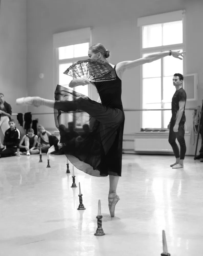 Дон кихот михайловский театр. Человек из ламанчи мюзикл. Начо дуато. Новый «дон кихот» идальго из ла-манчи. Театр оперы москва.