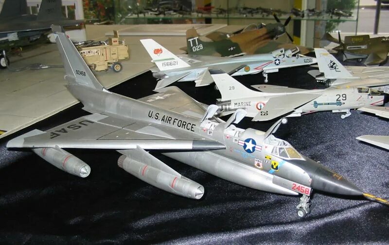 Convair b-58 hustler. Convair b-58 hustler. 1142 italeri 1/72 b-58 hustler. Convair b-58 hustler. Convair b-58 1/48.