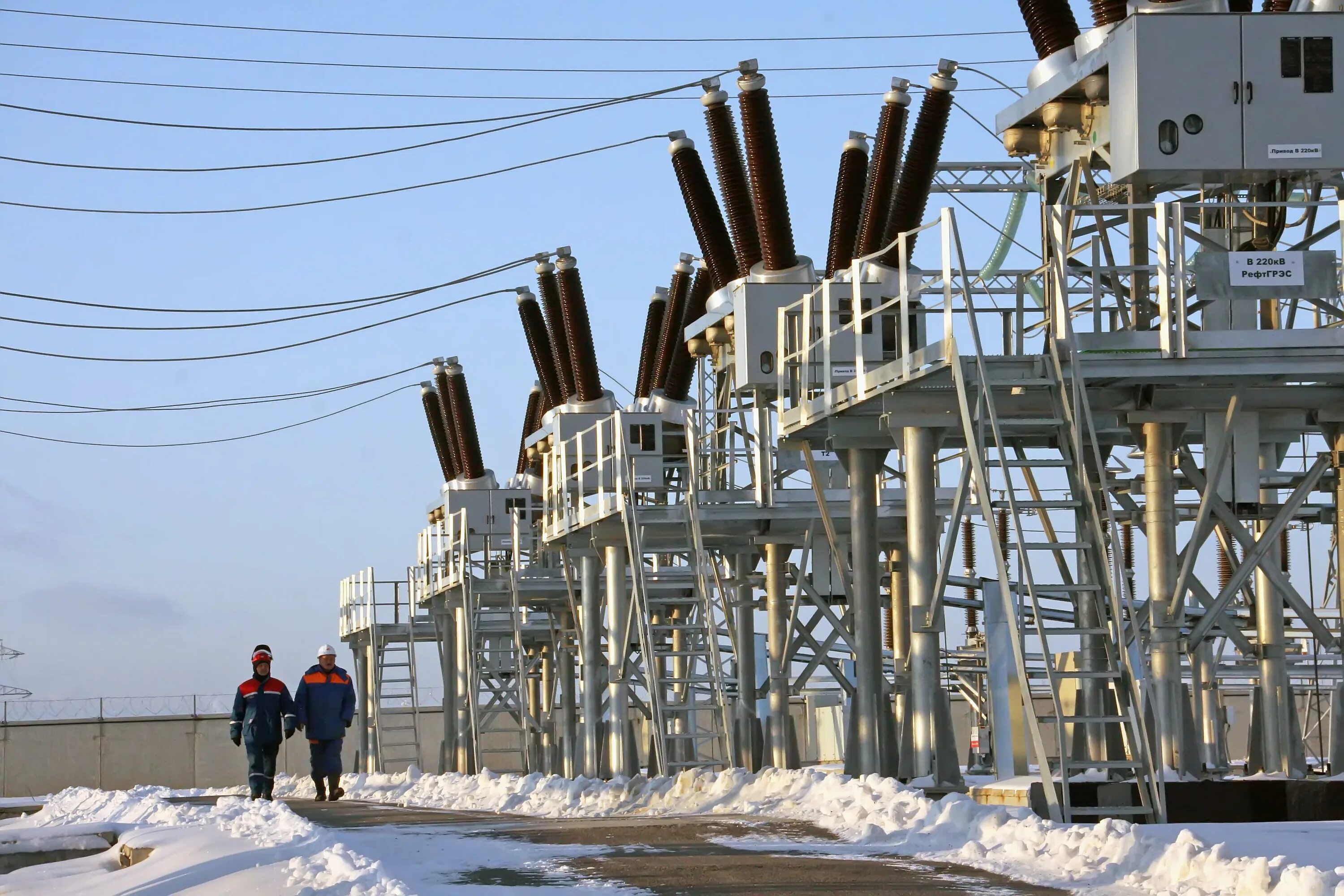 Пс зим. Пс 220 кв сухой лог. подстанция зимой. нефтяные подстанции. электроснабжение ктп нефтяных месторождений.