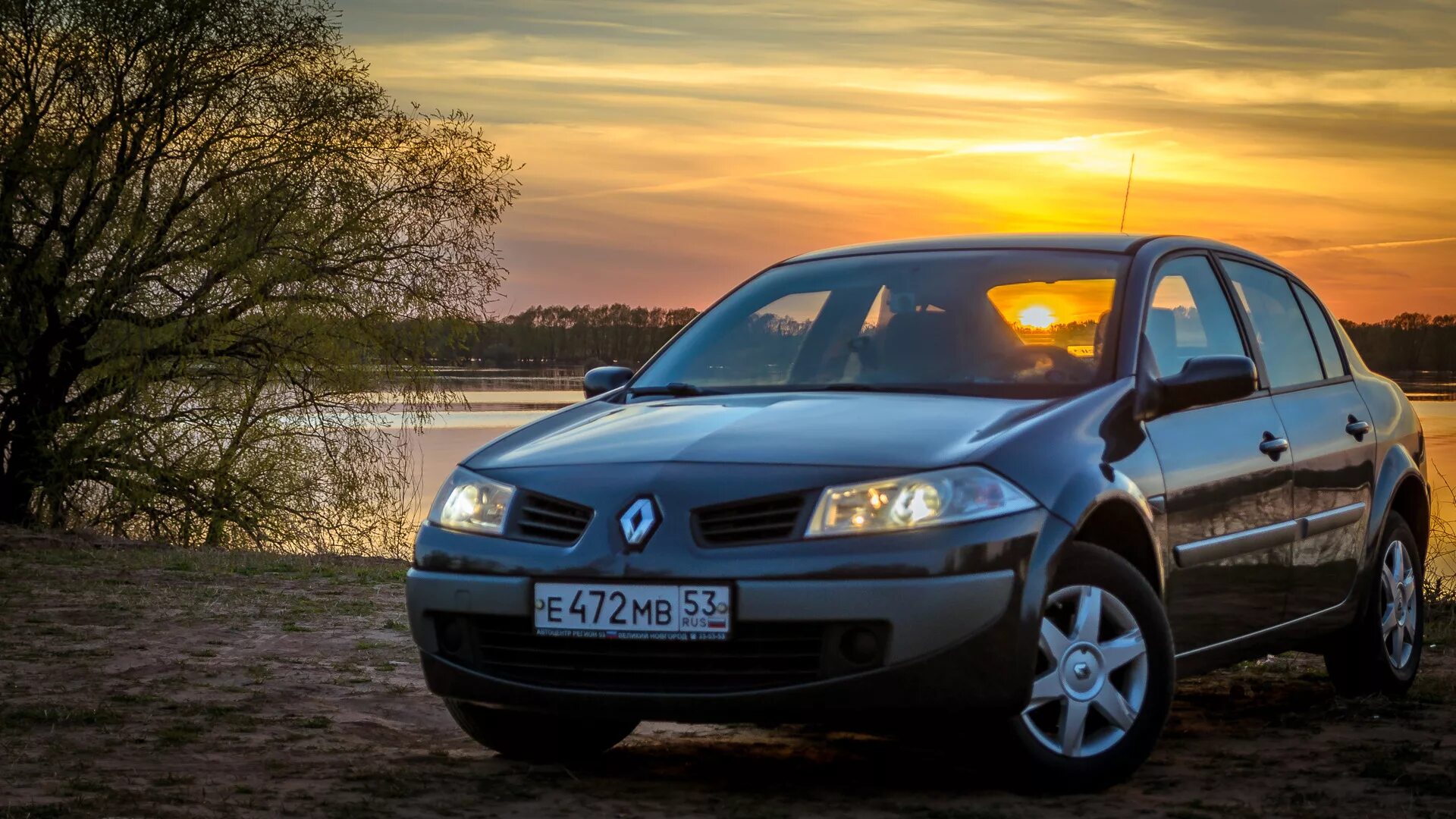 Renault 2.0 отзыв. Рено Меган 2 поколение. Ренаулт Меган 2. Рено Меган 2 2006. Рено Меган 2 2008г.