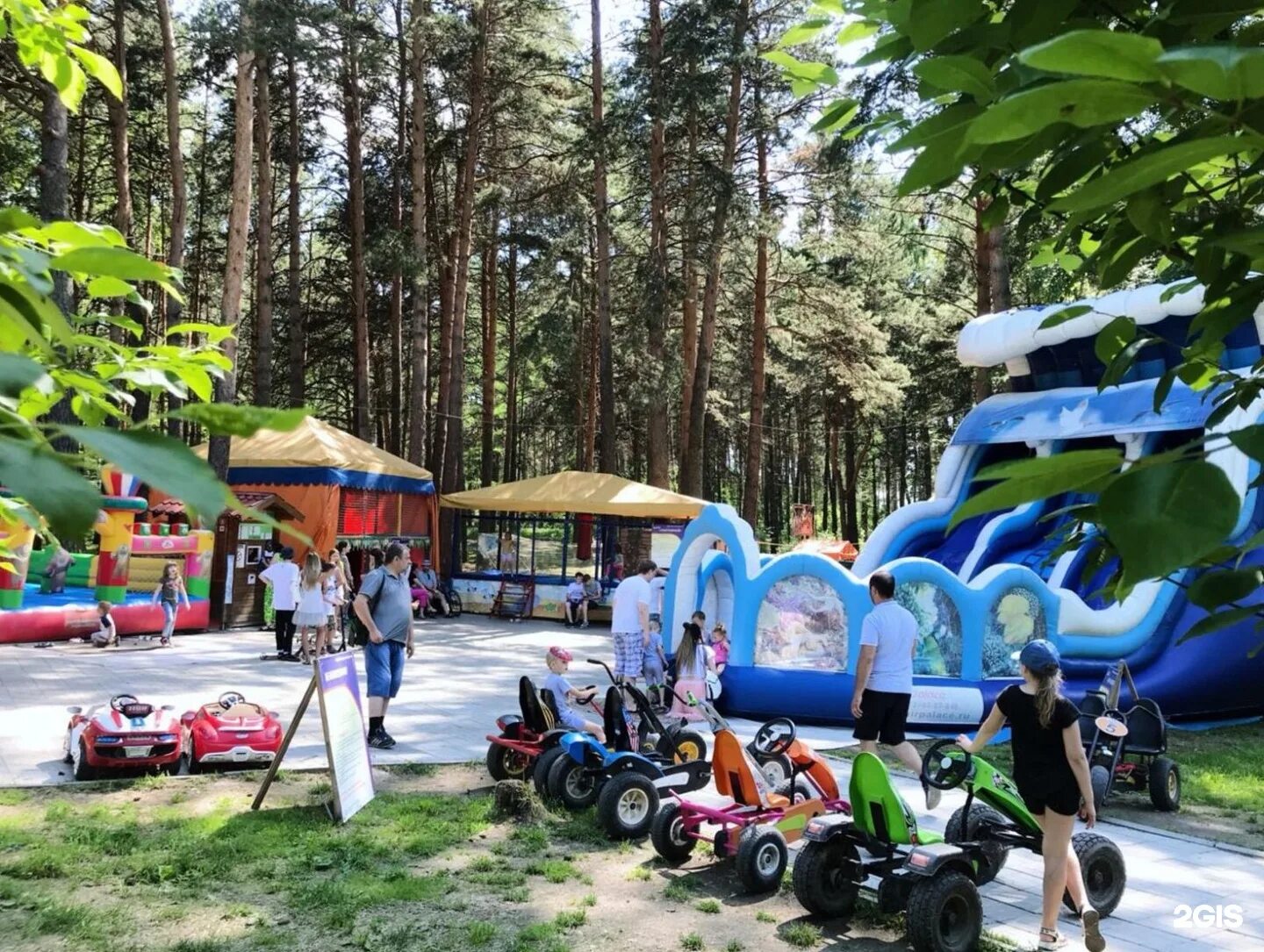 Центральный парк (новосибирск) парки новосибирска. Центральный парк новосибирск театр. Центральный парк мичурина 8. Центральный парк (новосибирск) парки новосибирска. Ел парк новосибирск.