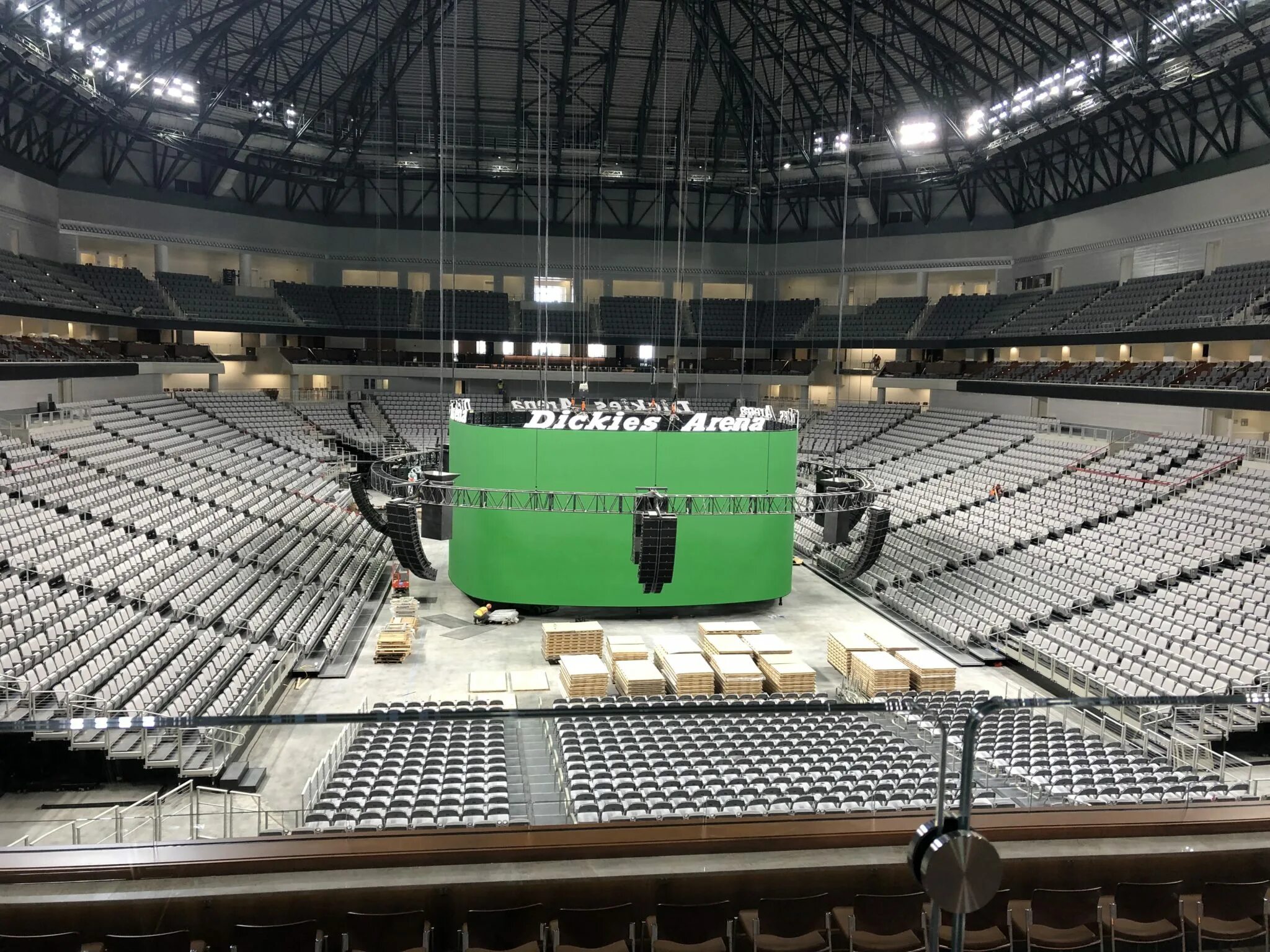 Tm arena. Dickies arena. fort worth dickies arena. арена эда робсона. арена скарамуччи.