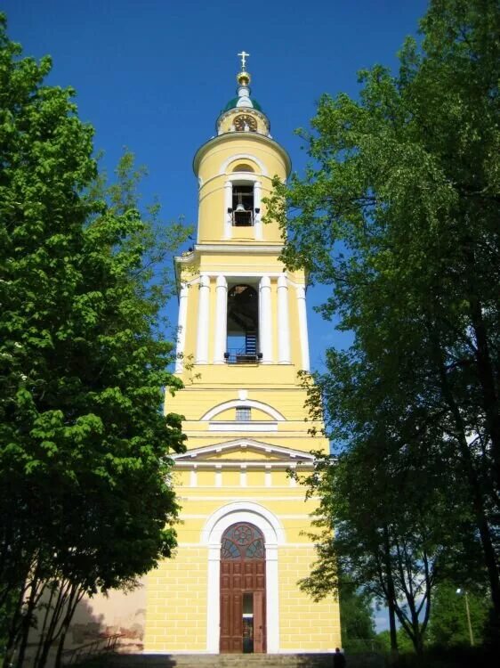 Церковь в павловском посаде. Церковь воскресения христова павловский посад. колокольня павловский посад храм. колокольня воскресенского собора павловский посад. павловский посад колокольня храма воскресения христова.