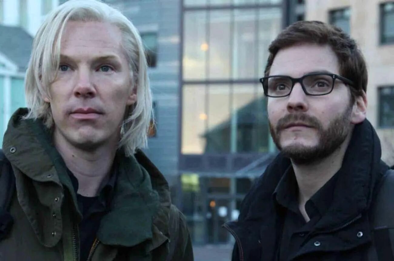 Пятая власть / the fifth estate (2013). The fifth estate (2013). 5 estate. 5 estate. 5 estate.