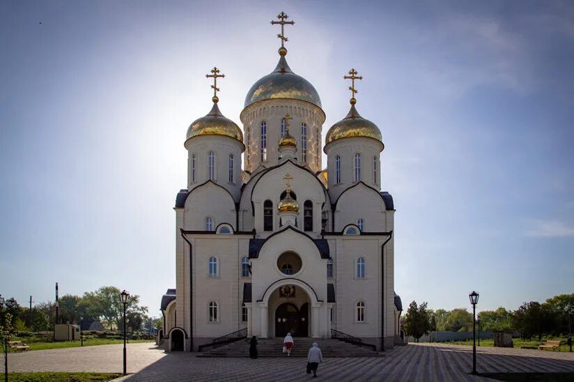 Церковь георгиевск. Георгиевск храм Святого Георгия. Церковь в Георгиевске Ставропольский край.