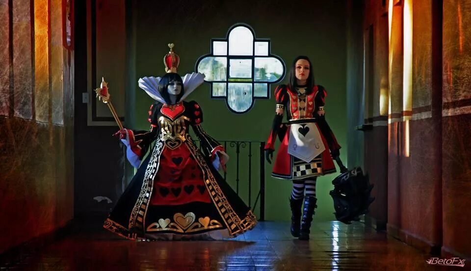 червонная королева американ макги. королева червей алиса безумие возвращается. Alice madness returns красная королева. червонная королева алиса. игра красной королевы.