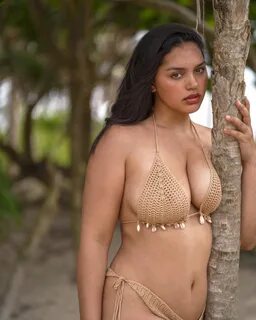 Celebrity Spicy Girls: Model Stephanie Rose Bikini Photoshoot.