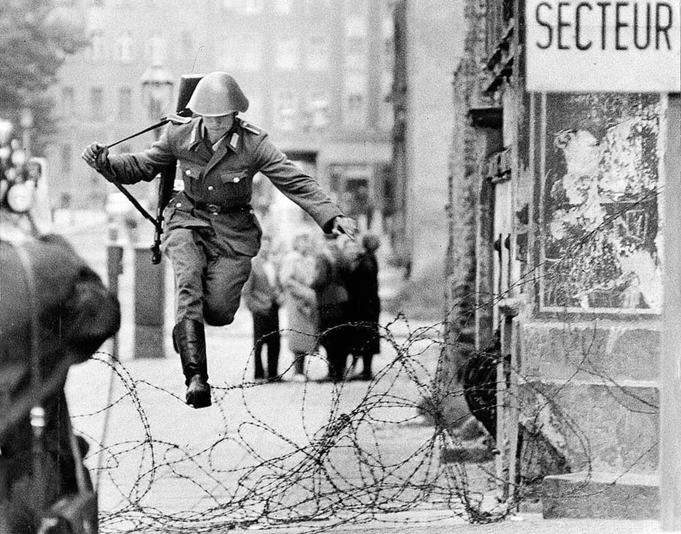 Берлинская стена 1961 побеги.