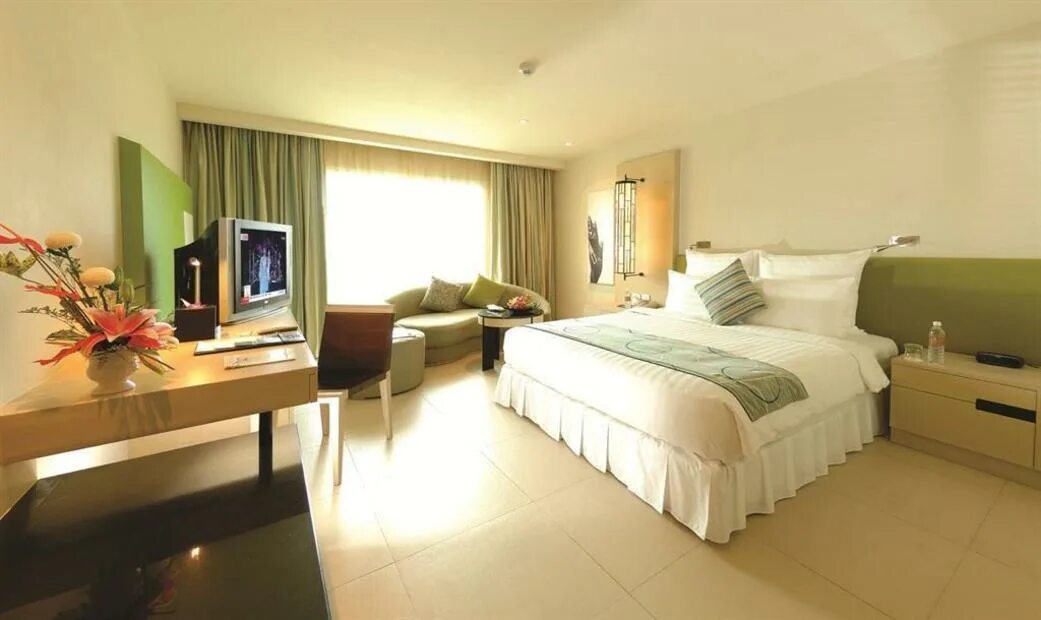 M social phuket. Millennium resort patong phuket. Millennium resort patong phuket. Миллениум пхукет отель. Millennium resort patong phuket.