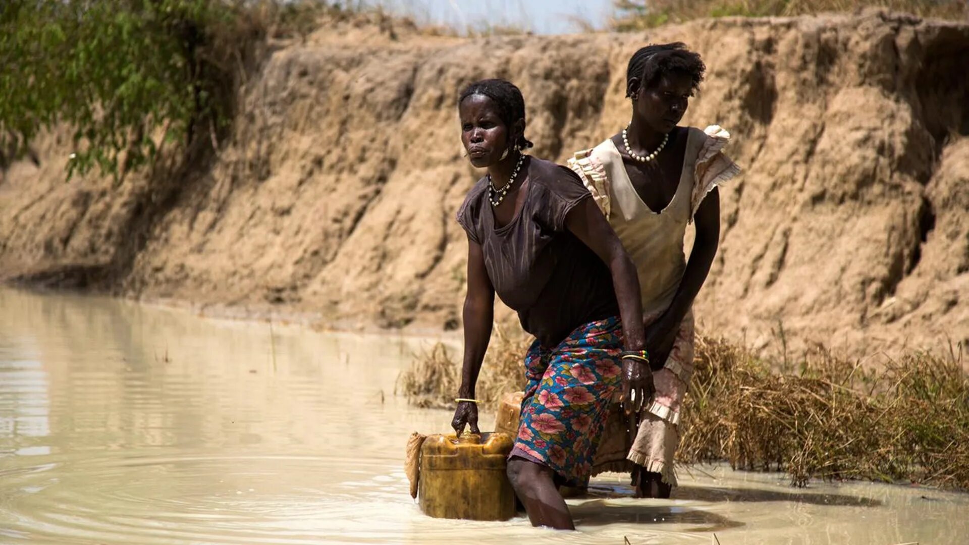 Good africa. Судан Африка. Южный Судан. Судан люди. Судан парни.