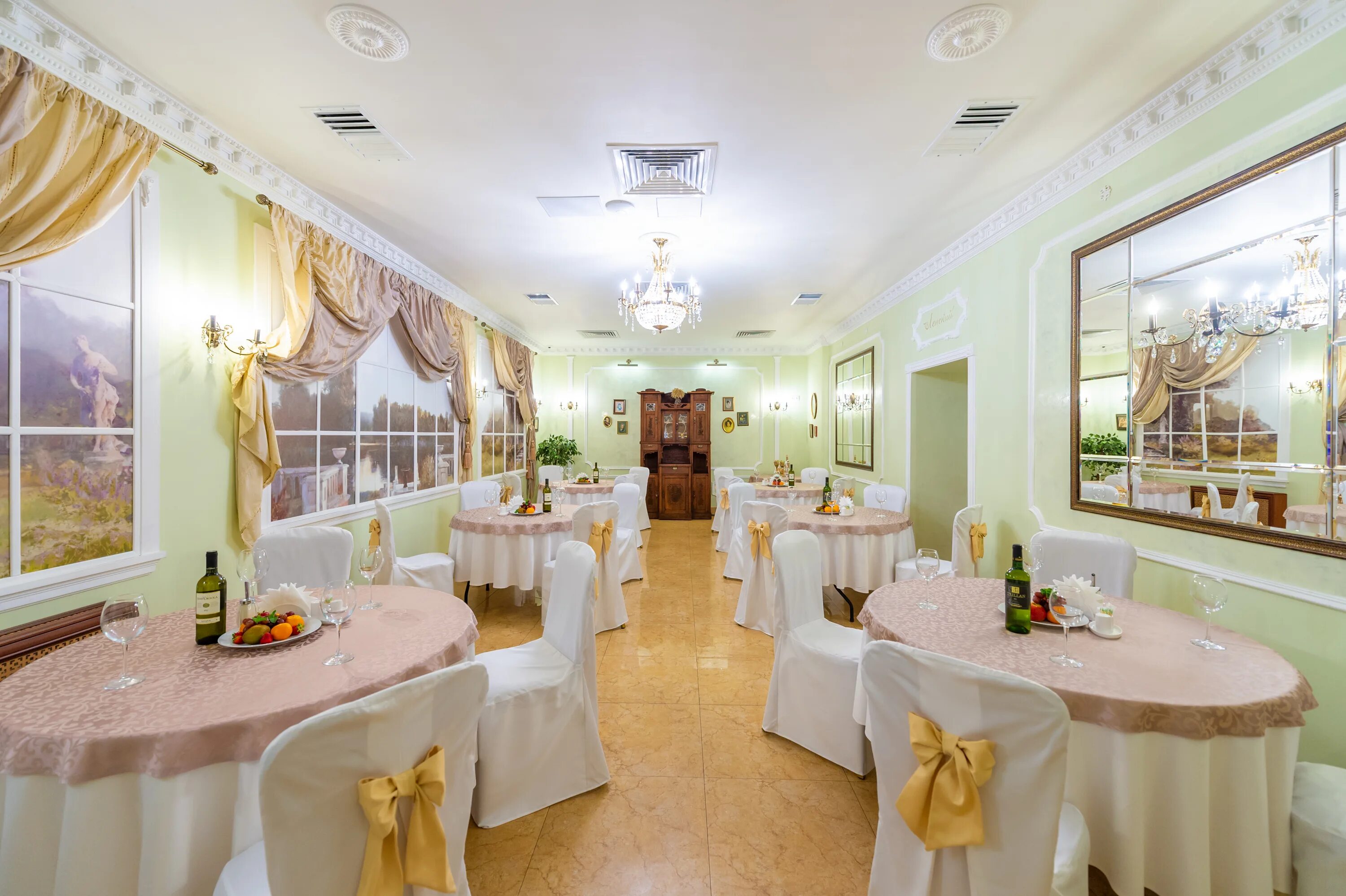 Ресторан на 15 человек москва. Банкетный зал у набережной киров. Бакинский бульвар ресторан одинцово. Ресторан на 15 человек москва. Ресторан на 15 человек москва.