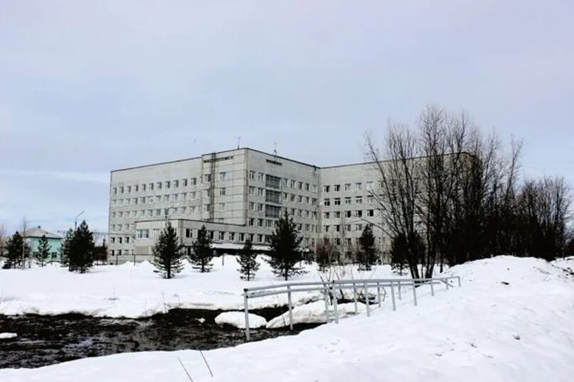 Усинск црб. Город усинск республика коми больница. Усинск больница поликлиника. Город усинск больница. Усинская центральная районная больница.