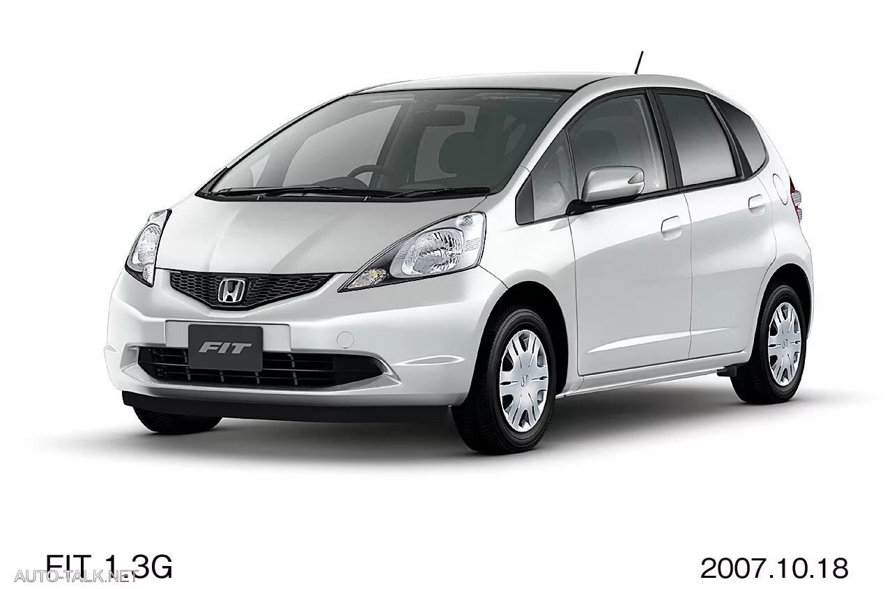 Хонда фит из японии. Honda Fit 2009. Хонда фит 2009г. Honda Fit ge7. Honda Fit 4wd 2009.