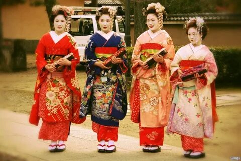 Қоғамдық бейнеде шешіну