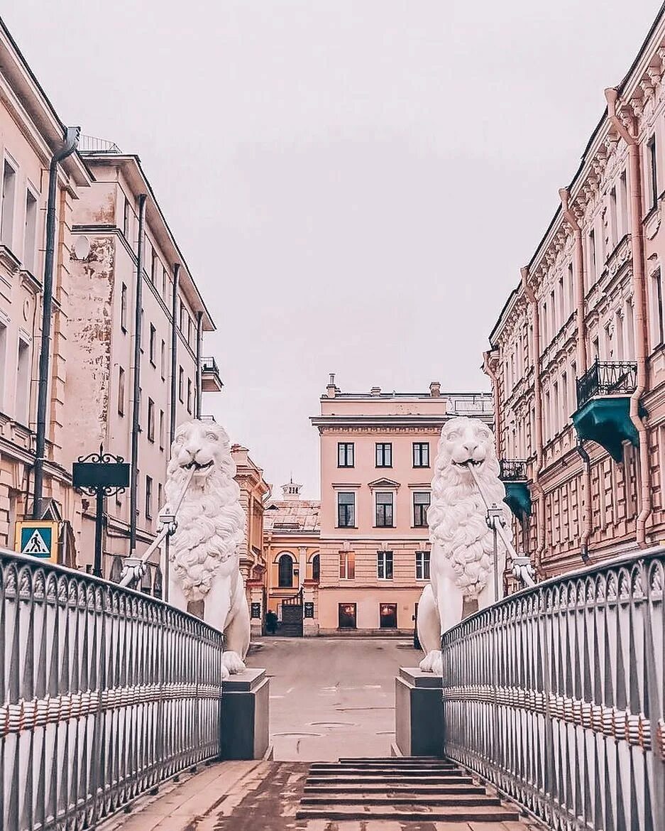 Красивые места санкт петербурга о которых. Львиный мост санкт-петербург. львиный мостик. красивые места в питере. самые красивые места питера.
