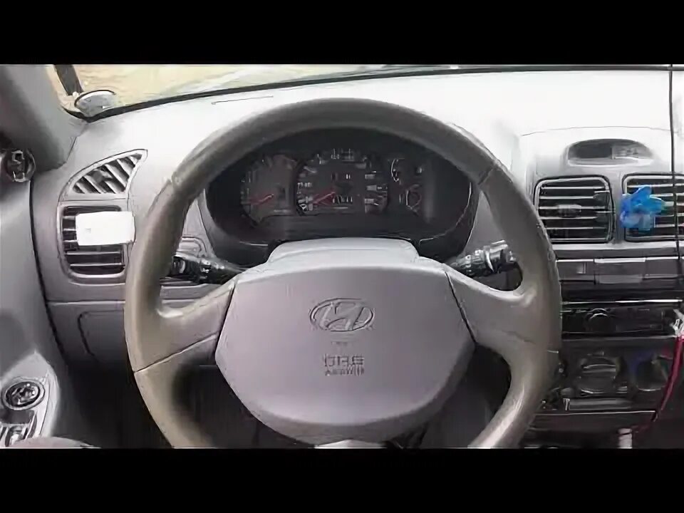 Как снять руль с акцента с подушкой Разбираем руль Hyundai i30 (1G), 1,6 л, 2008 года просто так DRIVE2