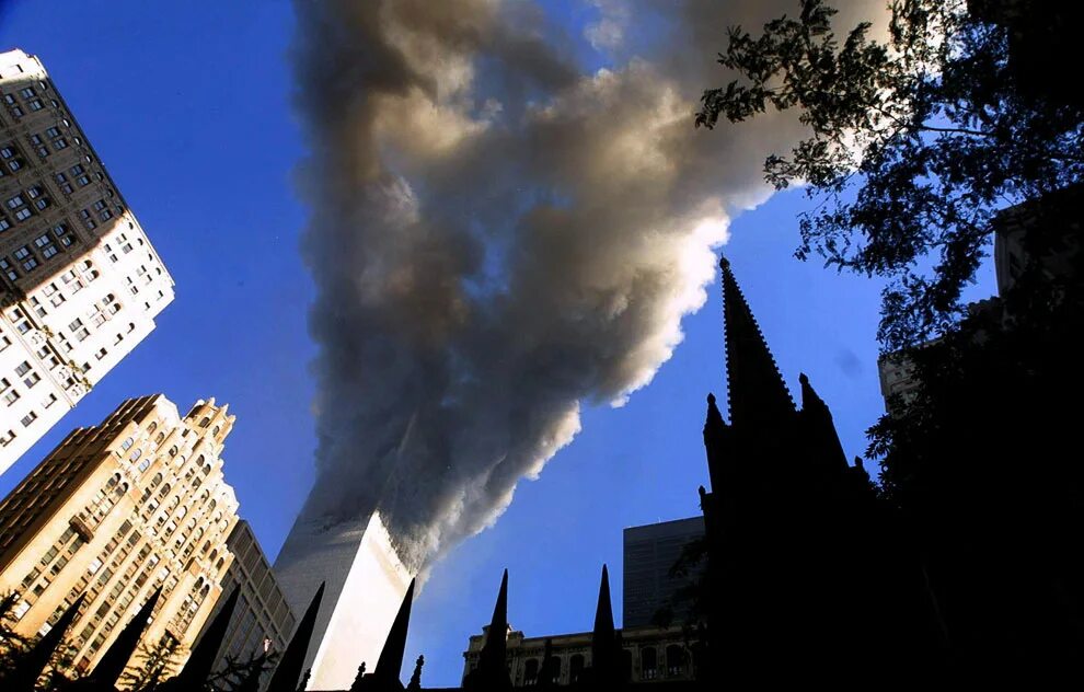 Что случилось в сентябре 2001 года. ВТЦ Нью-Йорк 2001. Башни ВТЦ 11 сентября 2001. Всемирный торговый центр в Нью-Йорке 11 сентября 2001 года.