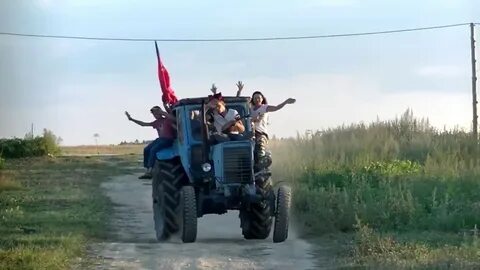 Песня ехали в село клип