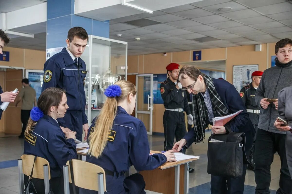 Локки колледж санкт петербург. Экономический колледж санкт-петербурга. Колледж туризма санкт-петербурга, санкт-петербург. Колледж туризма и гостиничного сервиса санкт-петербурга. Университетский политехнический колледж санкт-петербург.