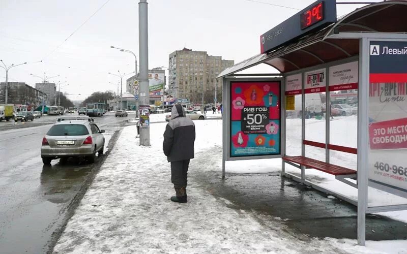 Левый берег новокузнецк автобусы. Левый берег Новокузнецк. Остановка левый берег. Остановки Новокузнецк. Кирова 111 Новокузнецк.