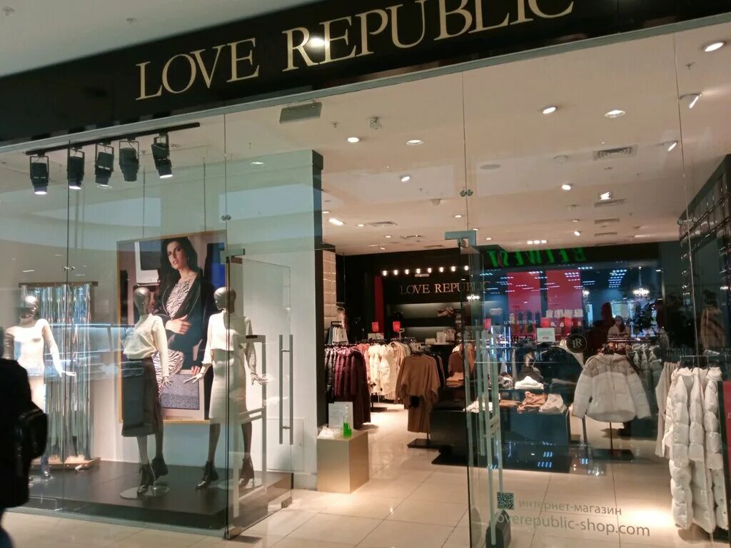 LOVE REPUBLIC