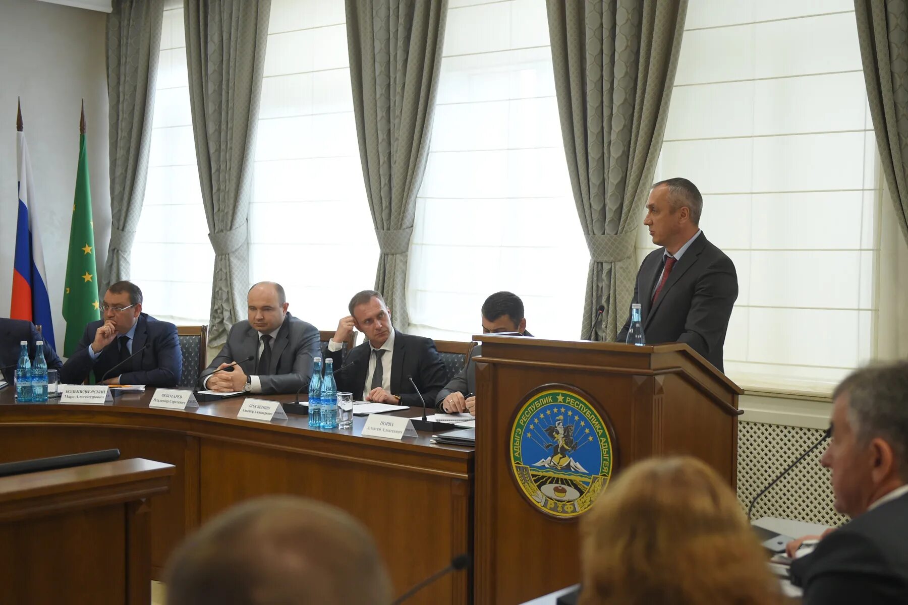 министры абхазии фото. президентский дворец абхазии сухум. министерство иностранных дел республики абхазия. кабинет министров правительства республики абхазия. раш хутаба абхазия.