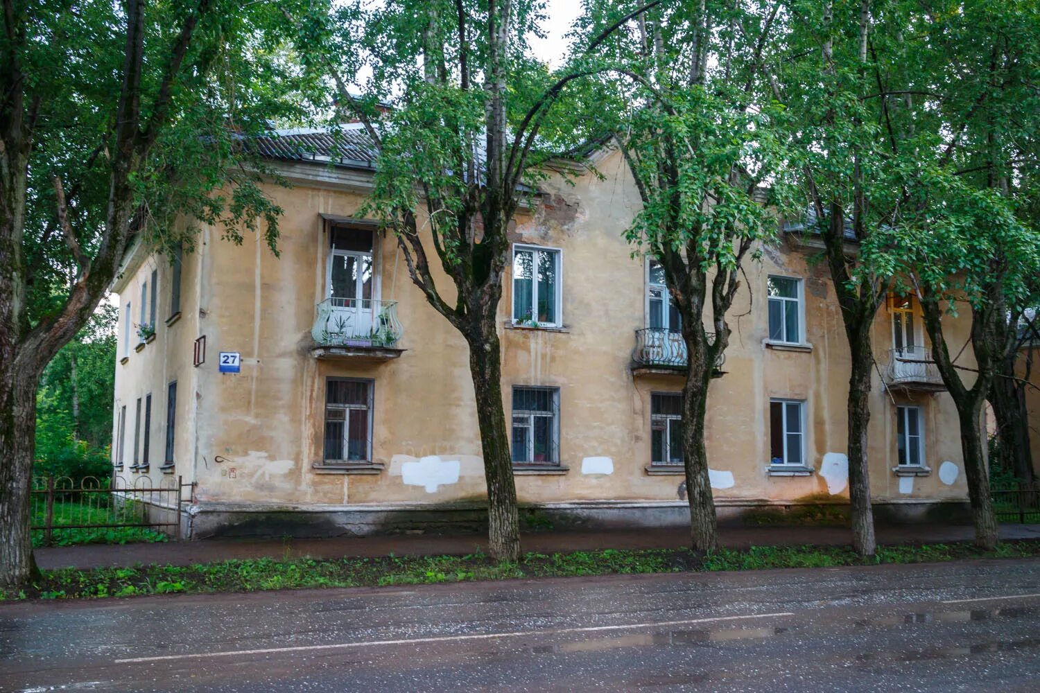 Улица таня. Улица тани барамзиной глазов. ул тани барамзиной 10 глазов. тани барамзиной 27 глазов. интернациональная 9 а глазов.