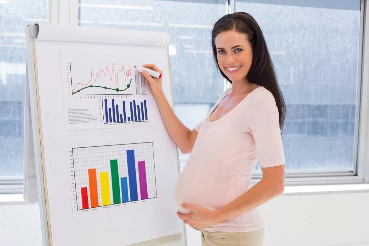 Беременные женщины на работе. Защита беременных женщин. Беременность бухгалтера