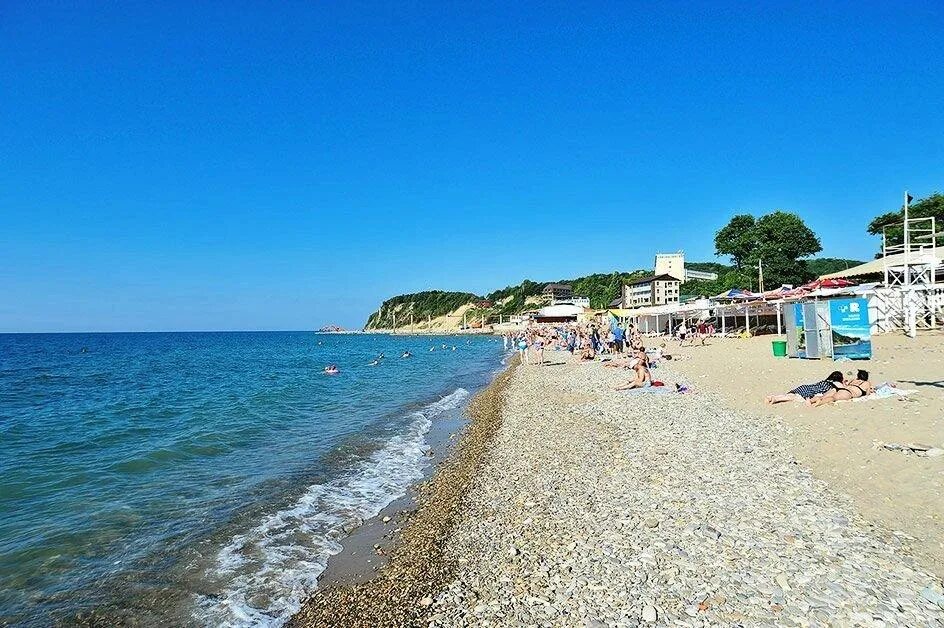 Центральный пляж Лермонтово. Пляж Лермонтово Краснодарский край. Лермонтова пляж Краснодарский край. Краснодарский край поселок Лермонтово берег. Золотой берег краснодарский край