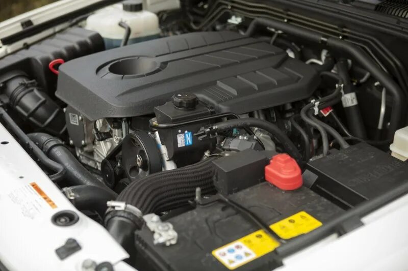 Ssangyong actyon какой двигатель. Саньенг кайрон 2.0 дизель аккумулятор. аккумулятор ssangyong rexton 2.7 дизель. ssangyong rexton 2011 2.7 акб. акб саньенг рекстон 2.7 дизель.