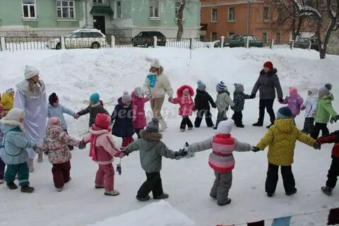Зимние забавы в первой младшей группе
