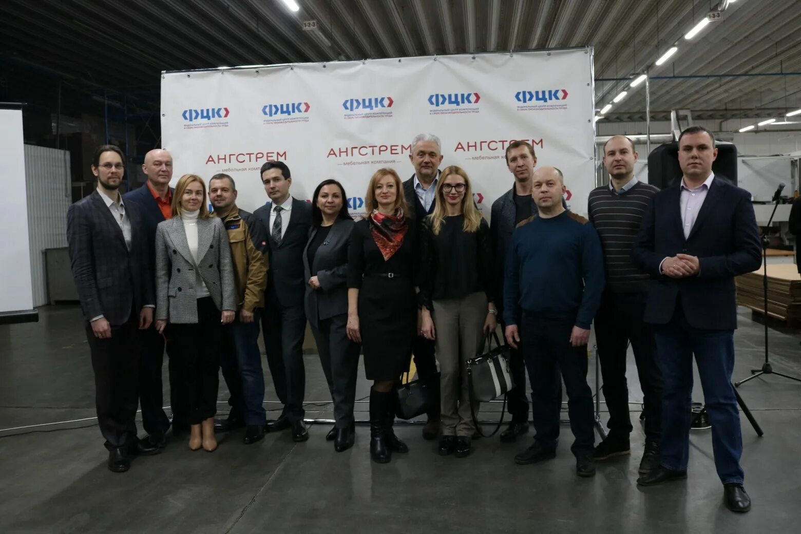 Завод ао «ангстрем». Ангстрем воронеж директор. Директор ангстрем воронеж батурин олег. Силовая электроника ао ангстрем на выставке. Производственно логистический комплекс ангстрем воронеж.