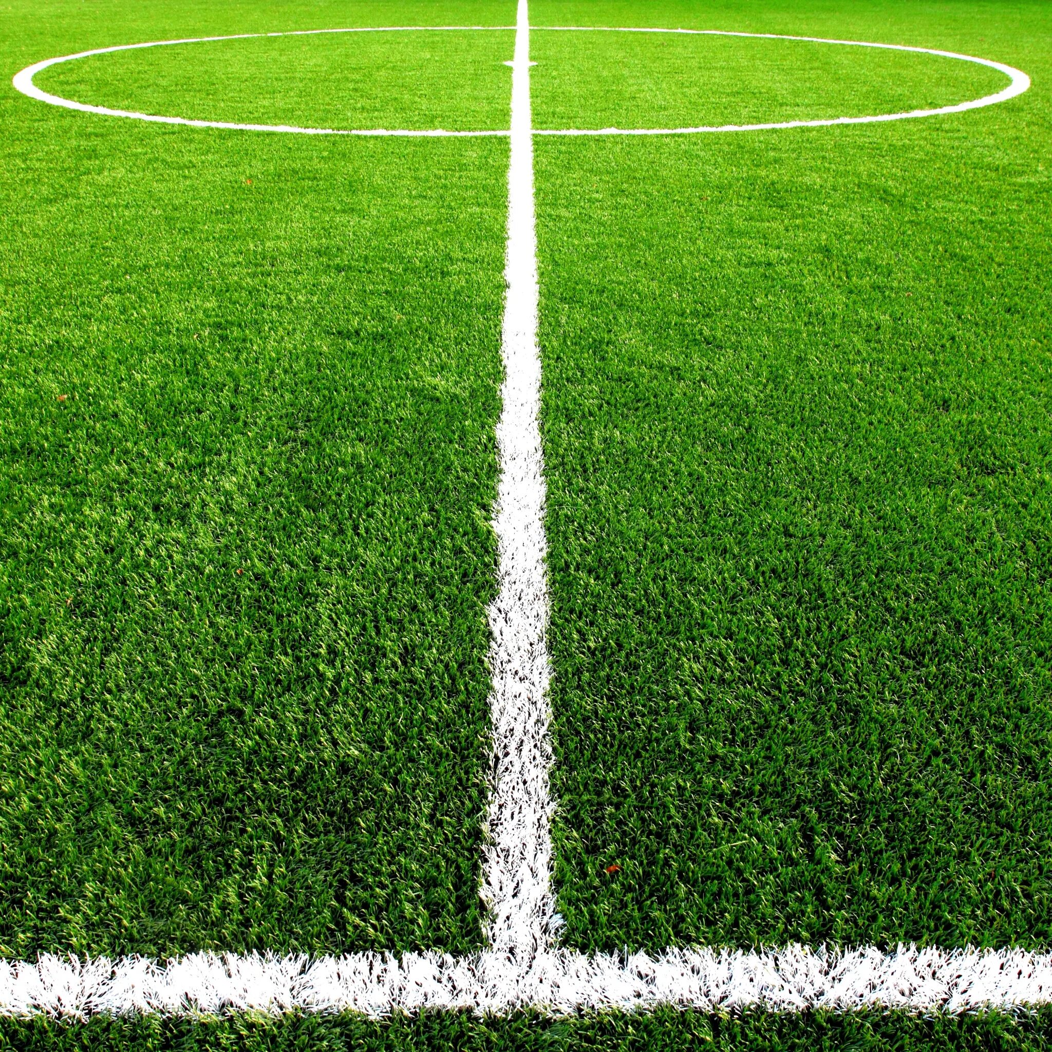 Футбольный центр. Стадион кубгау футбольное поле. Футбольное поле. Центр футбольного поля. Футбольное поле.