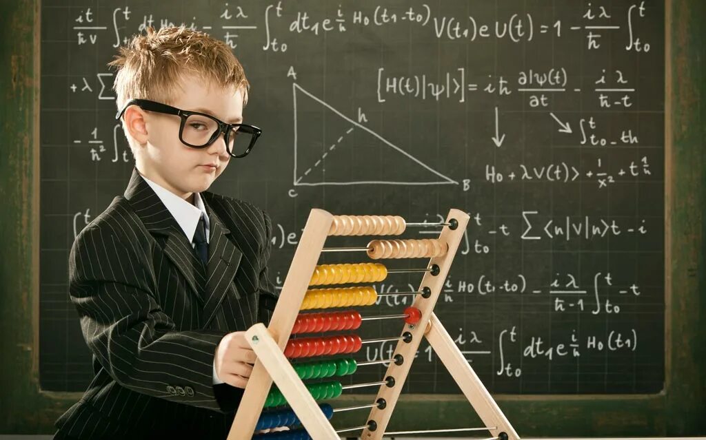 Math kz. Ученик на математике. Math kz. Математический фон. Математика доска.