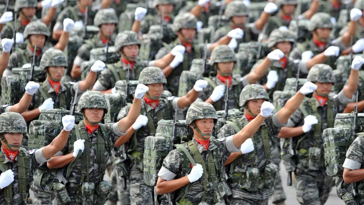 Лидеры армии в мире. Армия Южной Кореи 2022. Корейская армия Южная Корея солдаты. Численность армии Южной Кореи на 2022. Армия КНР численность 2022.