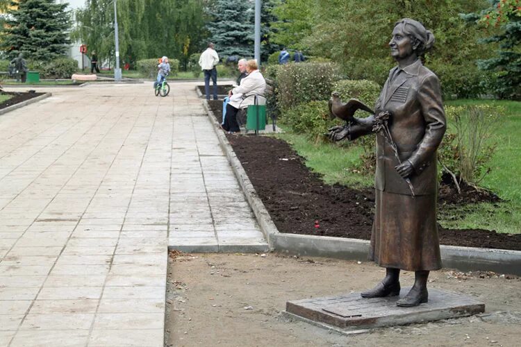 Памятники в зеленограде. Памятники в зеленограде. Мемориальный комплекс штыки зеленоград. Памятник в городе зеленоград. Памятники в зеленограде.