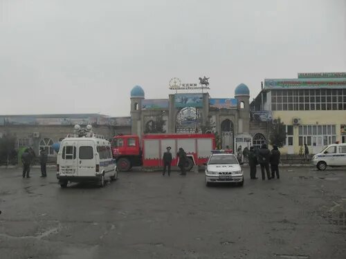 Погода в курган тюбе таджикистан на 10. Пожар в Курган Тюбе базар. Рынок Курган Тюбе пожар. Курган Тюбе Курган Тюбе в Курган Тюбе. Таджикистан улица Курган Тюбе Бохтар базар.