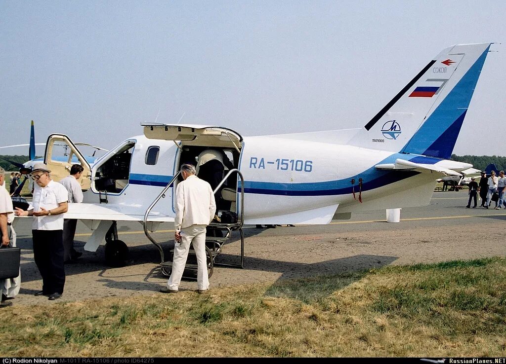М 101 т. Самолёт м-101т «гжель» кабина. самолет гжель м101-т. гжель мясищева. т-101м.