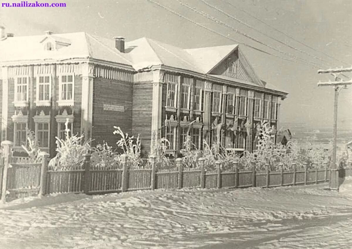 Салехард старое. 1 Школа Салехард Старая. Салехард старый город. Салехард 1938. Салехард 1930.