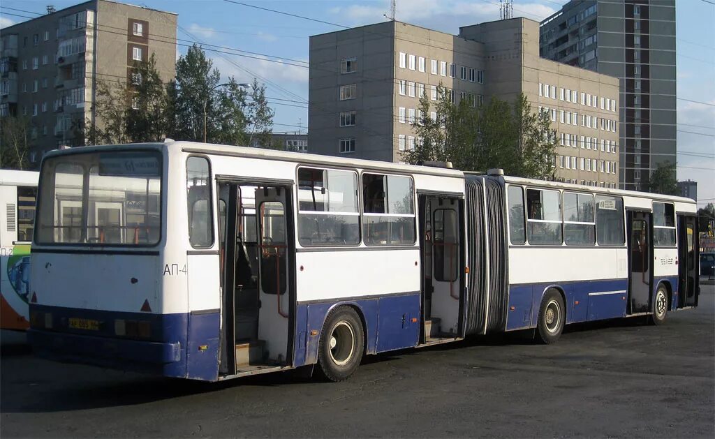 Икарус 283 екатеринбург. Икарус 283. Ман 242 гармошка. Автобус гармошка екатеринбург. 10.