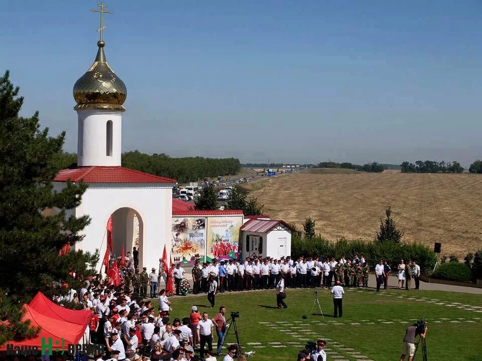 Погода станица кущевская краснодарский край. Поле казачьей славы Кущёвская. Поле казачьей славы Краснодарский край. Мемориал поле казачьей славы станица Кущёвская. Поле казачьей славы (Кущевский район).