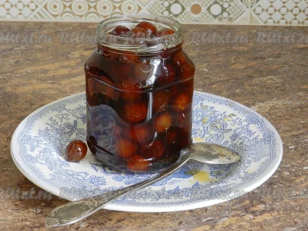 Что приготовить из унаби на зиму. Унаби варенье. китайский финик зизифус варенье. унаби узвар. варенье из зизифуса.