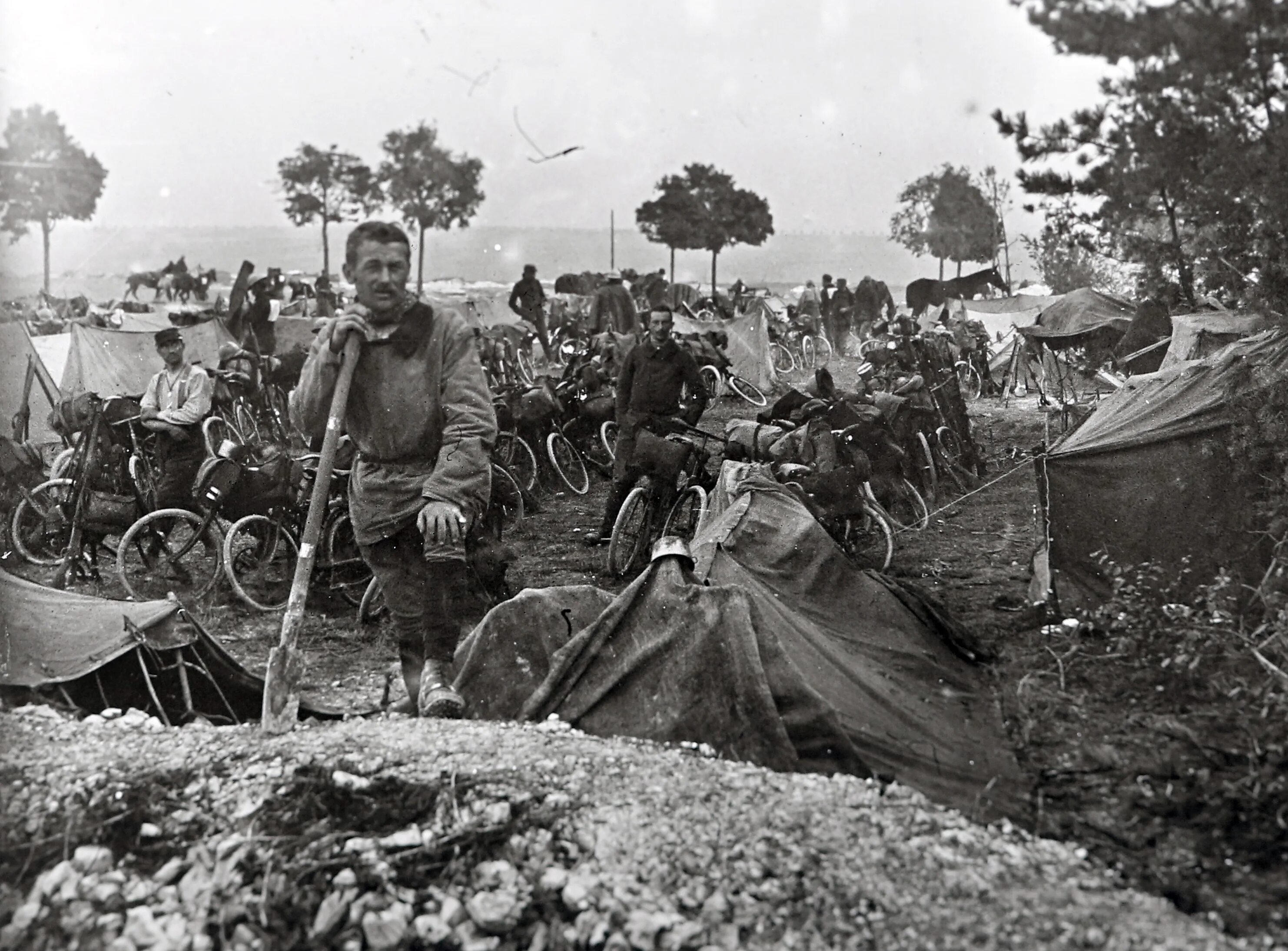 Как жили в первую мировую войну. Франция 1915. Французские солдаты 1915 года. Фронт Франция ПМВ 1915.