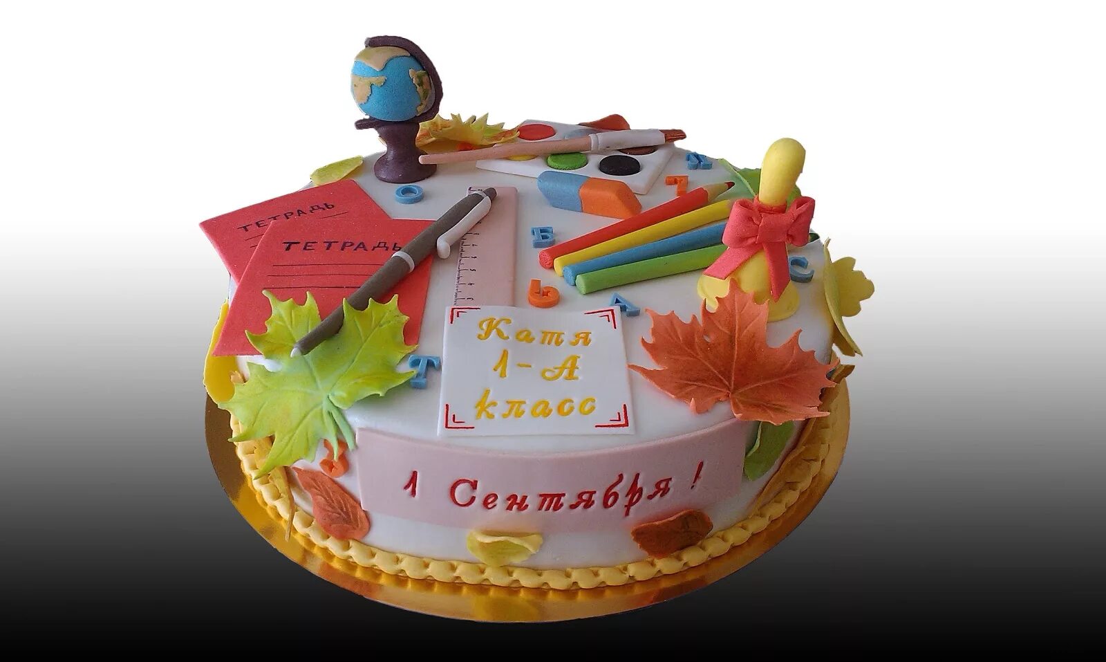 Торт первокласснику. Торт для первоклассницы. Торт на 1 сентября. Торт на 1 сентября. Тортик на первое сентября.