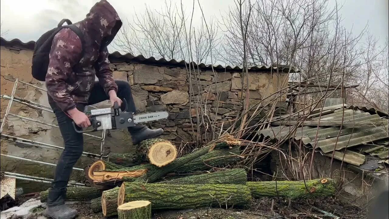 Аккумуляторная цепная пила Интерскол. Самодельная электропила. Аккумуляторная цепная пила Интерскол ПЦА-10/18в. Пиленная Акация.