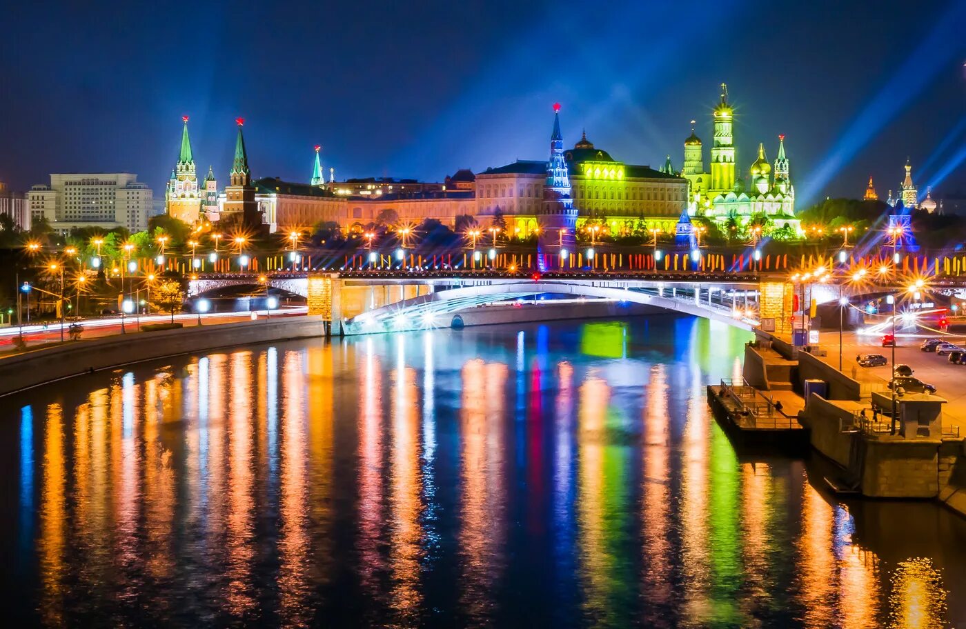 Москва предоставляется. Москва. Огни Москвы. Ночная Москва. Китай город ночью Москва.