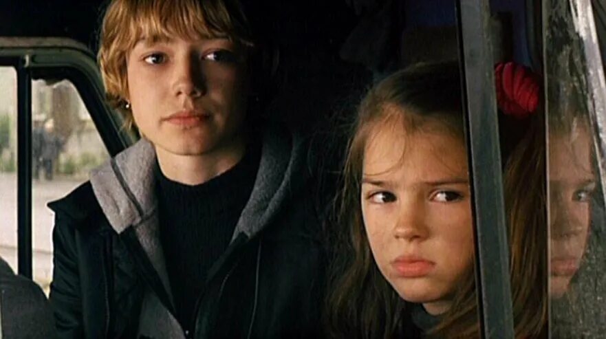 Оксана акиньшина сестры 2001. Сёстры фильм 2001. Сёстры фильм 2001. Екатерина горина 2001. Фильмография сестер.