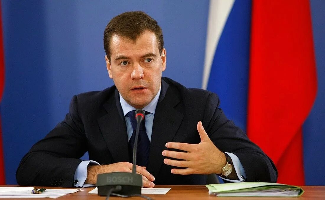 Выступление медведева на совете безопасности. Медведев Совбез. Личное мнение про Медведева Дмитрия. Выступление Медведева на Совбезе.