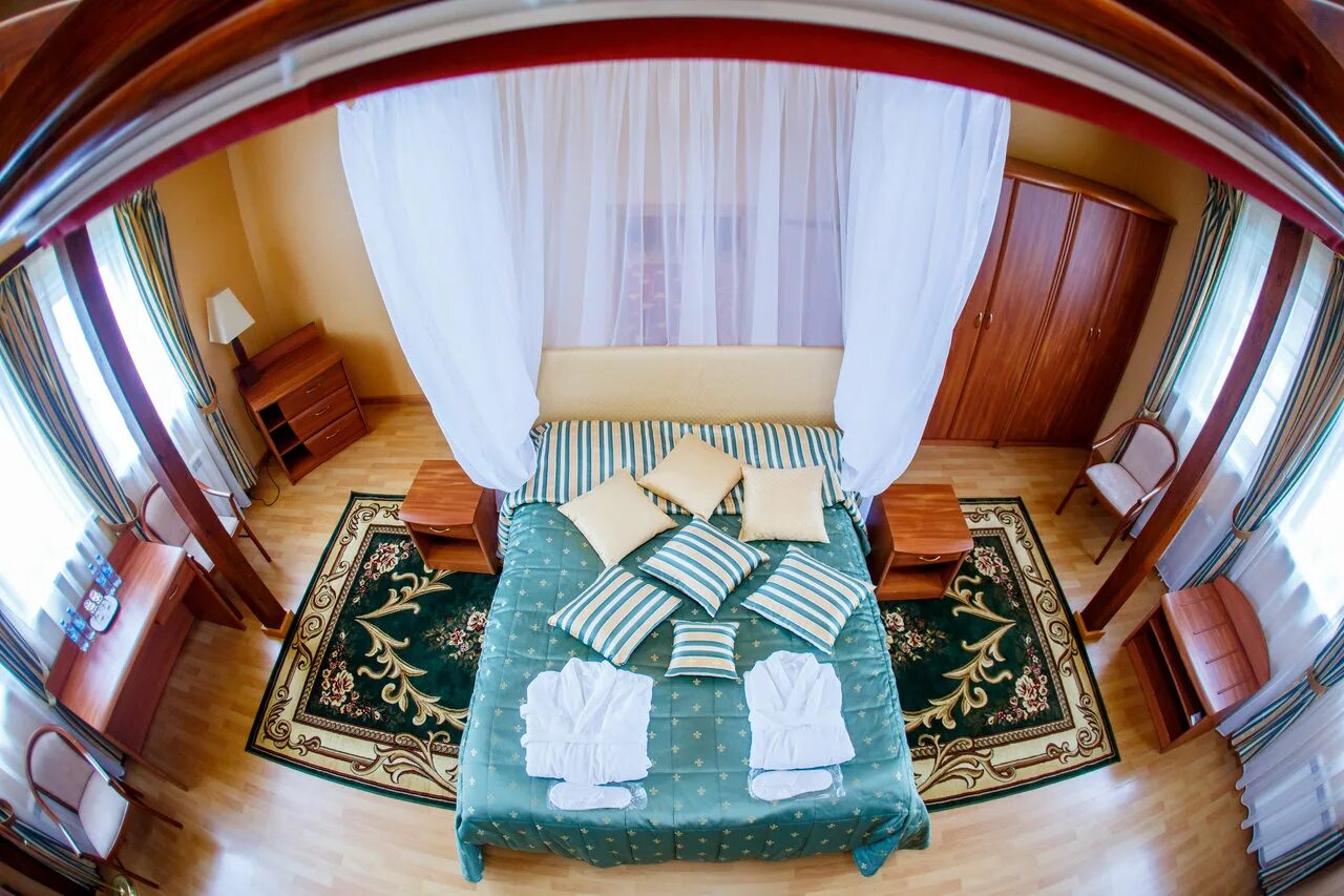 Отель жемчужина ярославль. Волжская жемчужина ярославль ресторан. Волжская жемчужина ярославль гостиница. Отель жемчужина ярославль. Волжская жемчужина ярославль волжская набережная 2б ресторан.