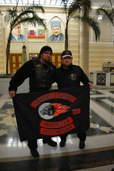 рамзан ночной волк. волк кадырова. александр хирург залдостанов в молодости. ичкерия волк чечня. чеченский байкерский клуб.